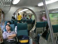 平渓線の車内