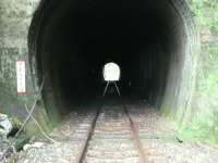 トンネル